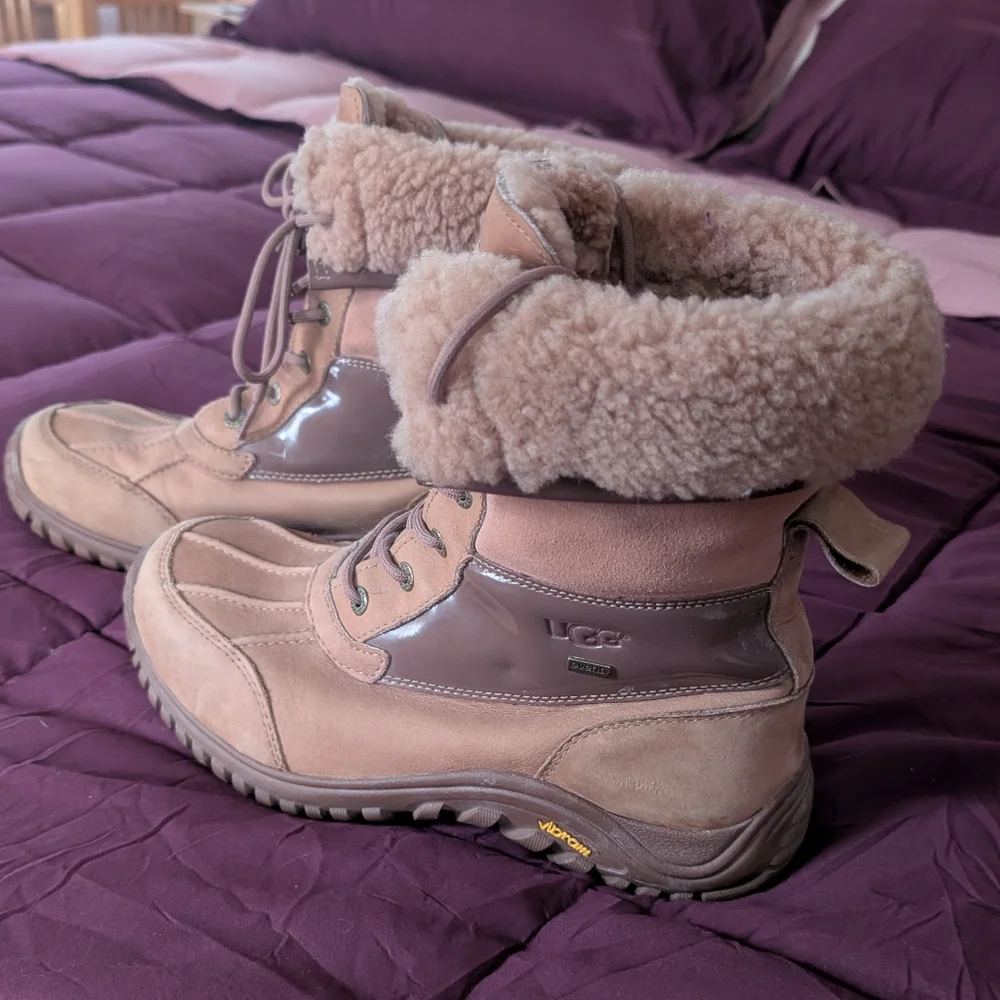 UGG Adirondack Women's 10 Brown Sheep Waterproof Boots Lace Up Mids Leather Snow - Picture 10 of 13